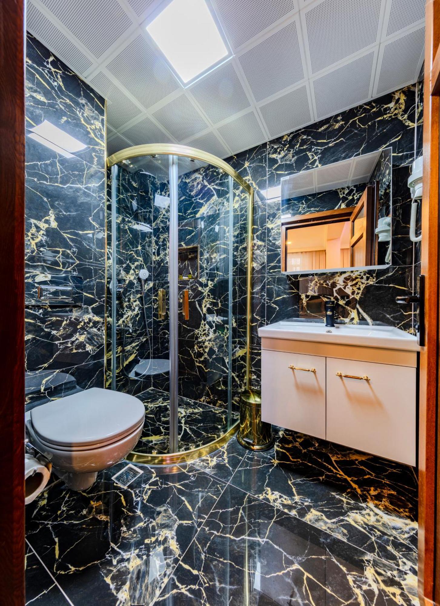 Hotel Silviya Истанбул Екстериор снимка