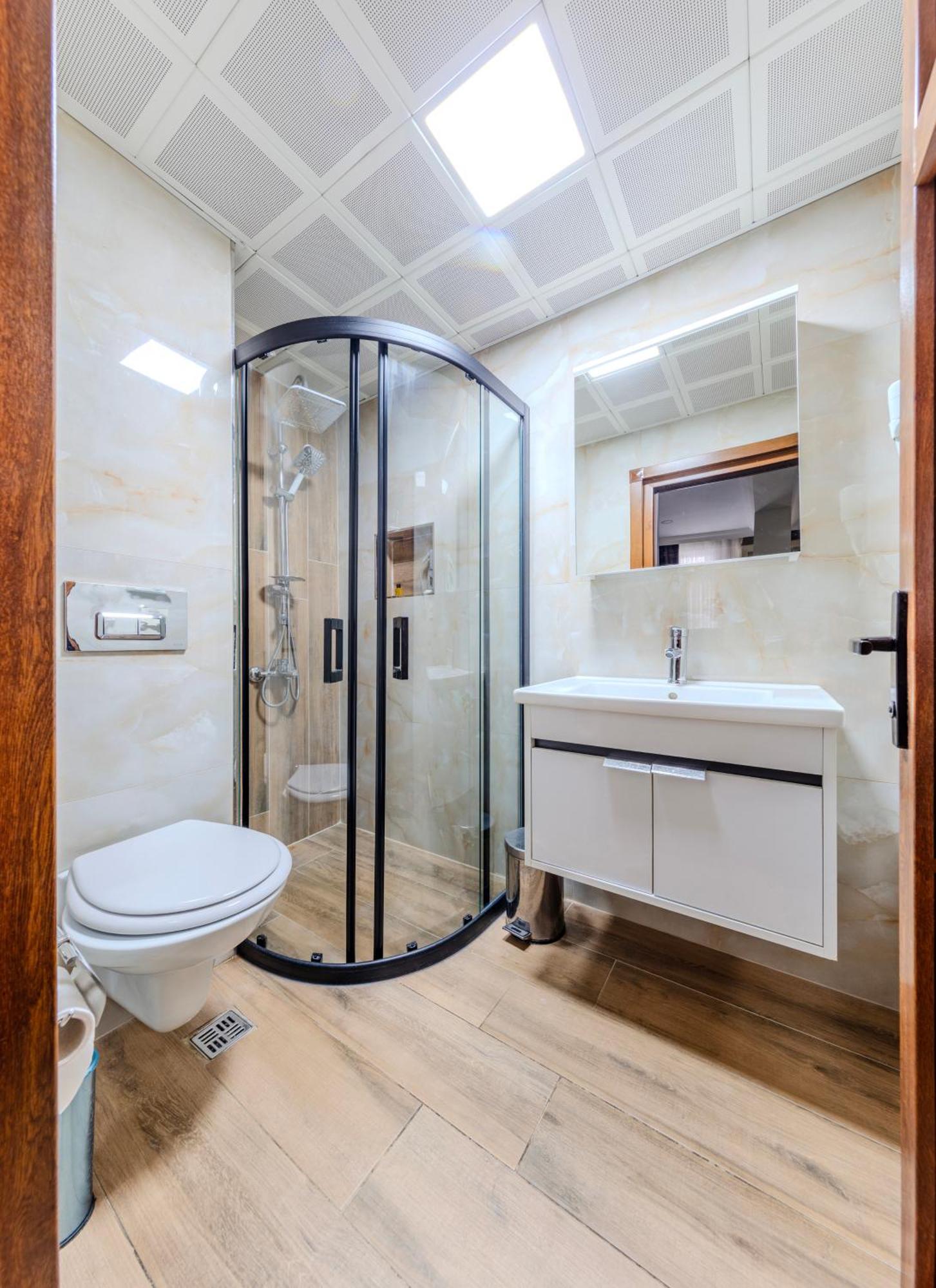 Hotel Silviya Истанбул Екстериор снимка