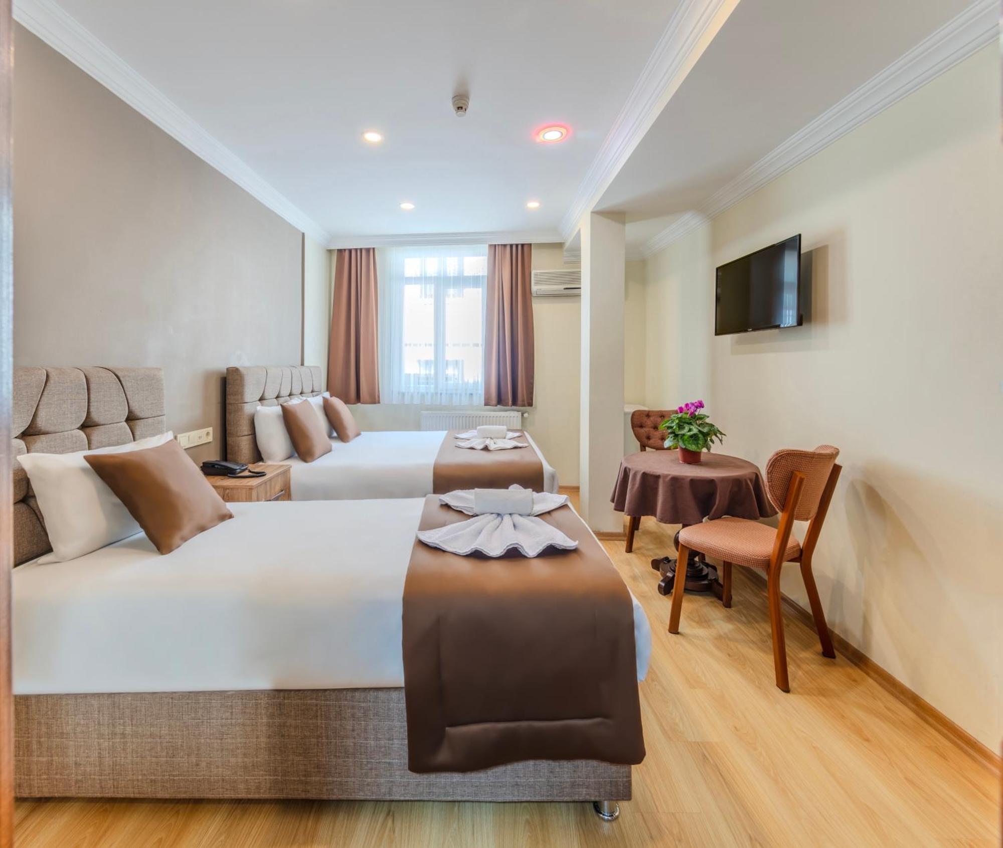 Hotel Silviya Истанбул Екстериор снимка