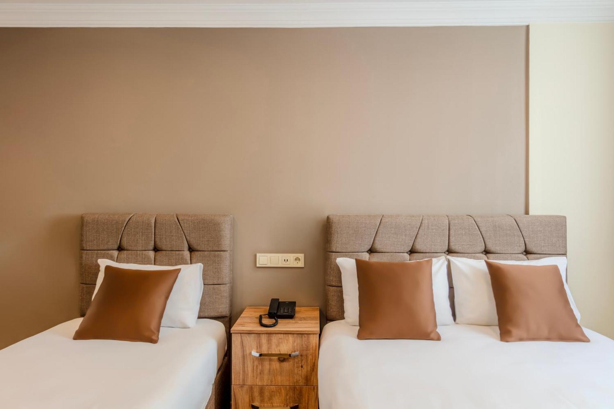 Hotel Silviya Истанбул Екстериор снимка
