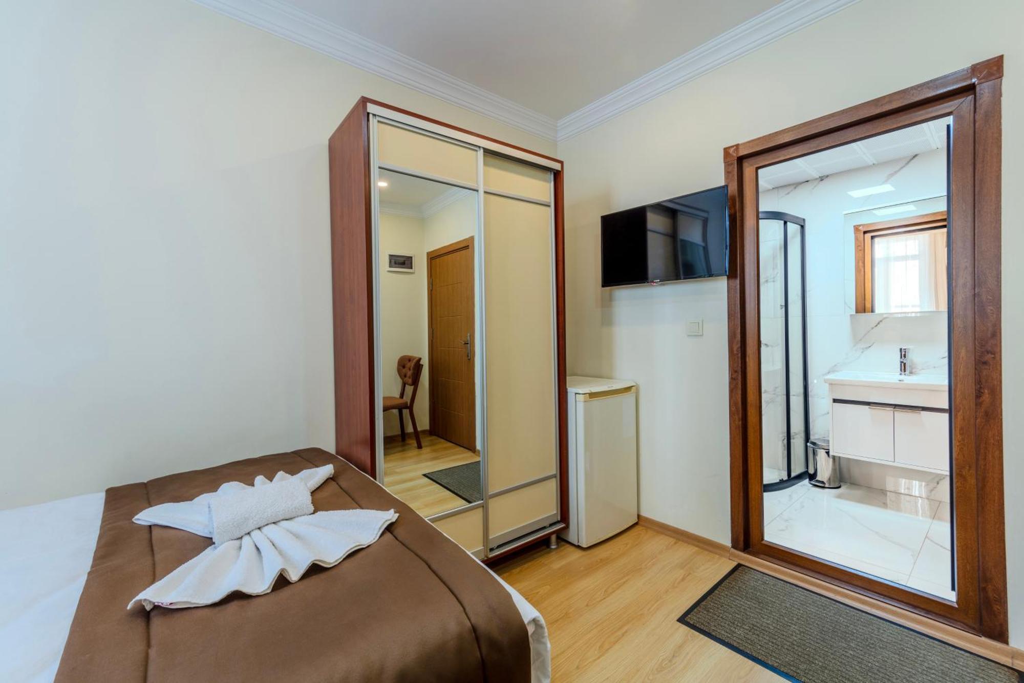 Hotel Silviya Истанбул Екстериор снимка