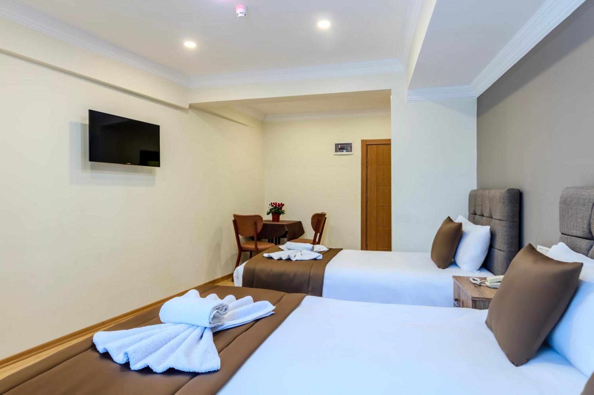 Hotel Silviya Истанбул Екстериор снимка