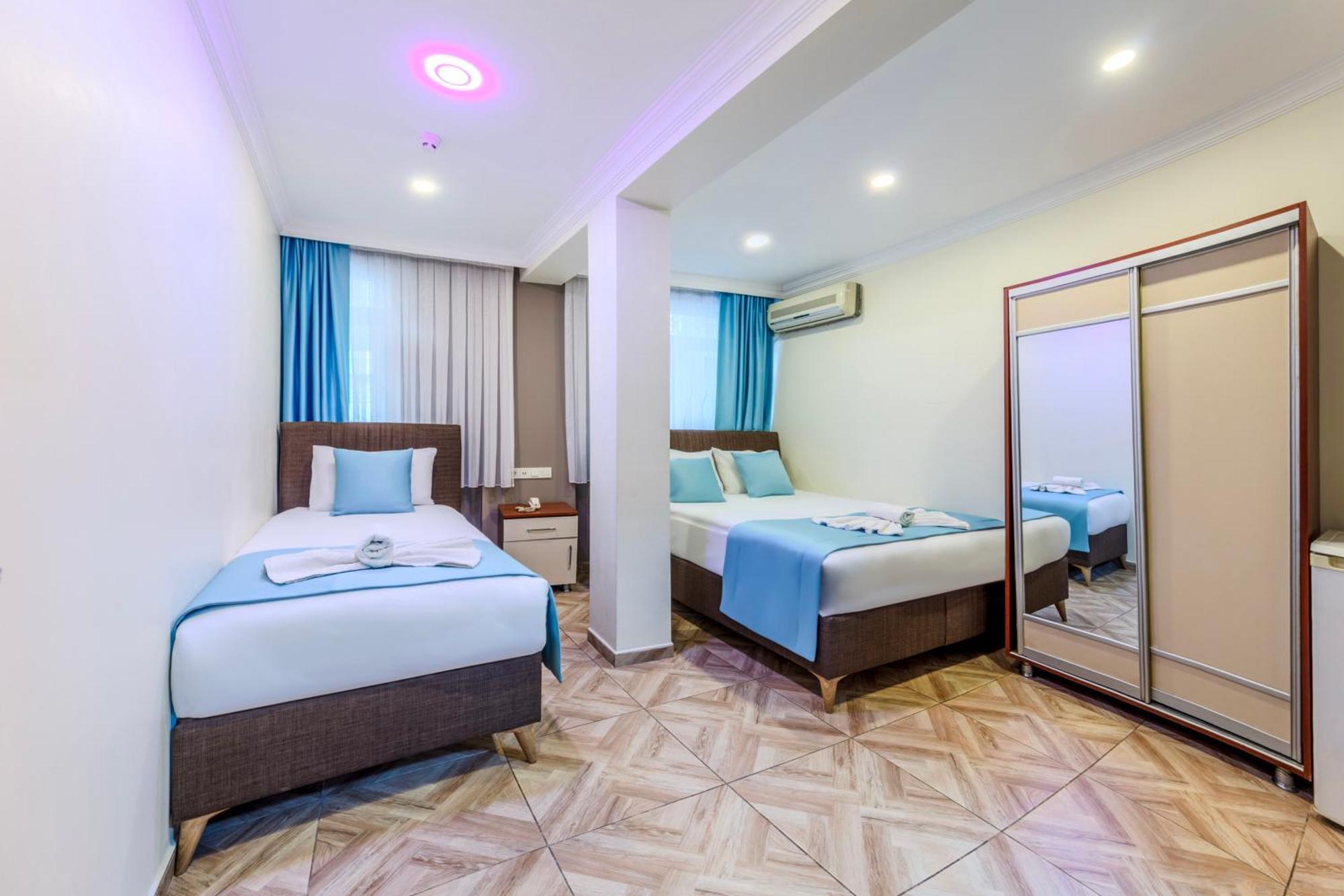 Hotel Silviya Истанбул Екстериор снимка