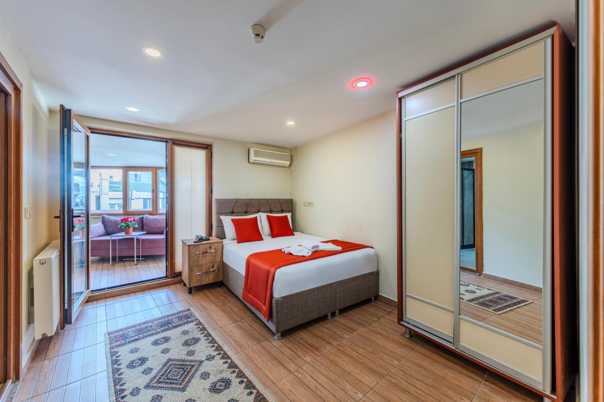 Hotel Silviya Истанбул Екстериор снимка