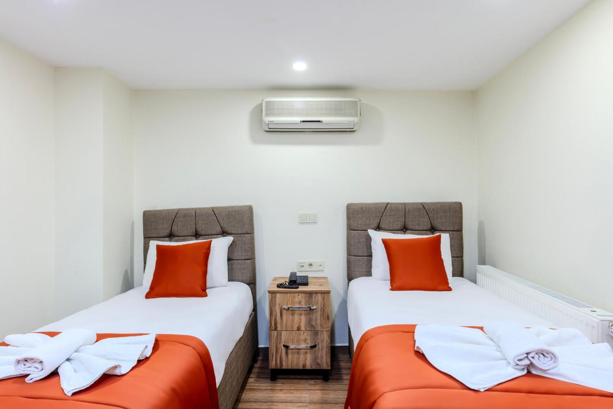Hotel Silviya Истанбул Екстериор снимка